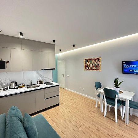 Trea Accomodations - Suite Lungomare Vlore Exterior photo