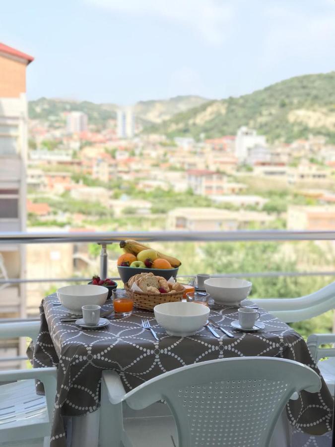 Trea Accomodations - Suite Lungomare Vlore Exterior photo